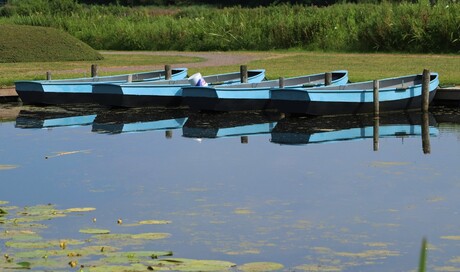 bootjes op het water