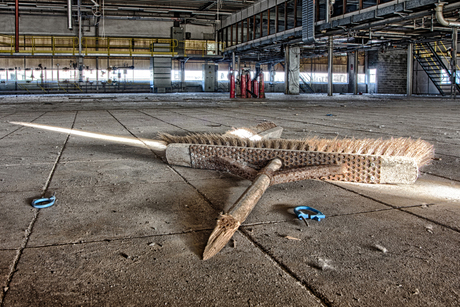 Urbex verlaten fabriek 4