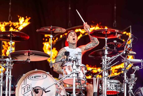 Blink 182 (Travis Barker)