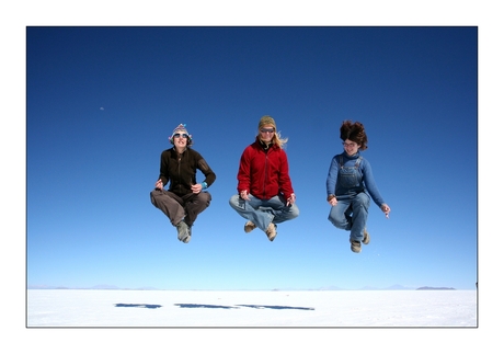 3 flying female buddha's