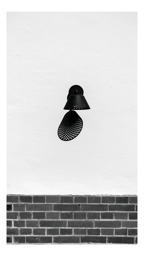 Shadow of a lamp 