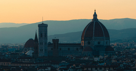 Cattedrale di Santa Maria del Fiore tijdens zonsondergang