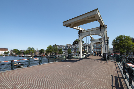 De Magere Brug