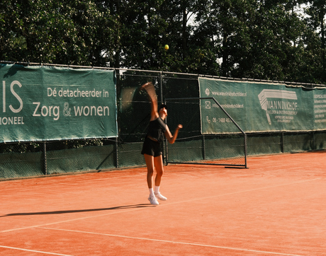 Eerste tenniswedstrijd
