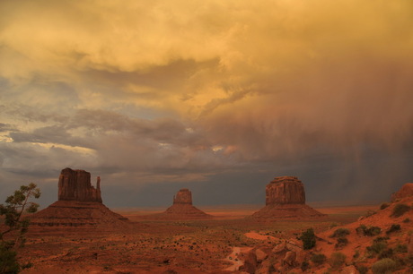 Sand Storm Monument Valley