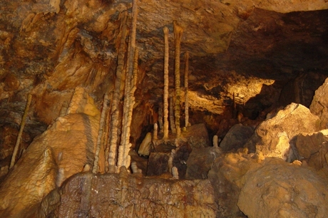 stalagtieten en stalagnieten 2