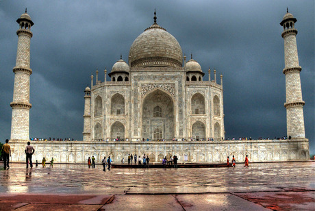 Rainy Taj Mahal