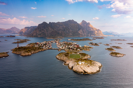 Henningsvaer Lofoten