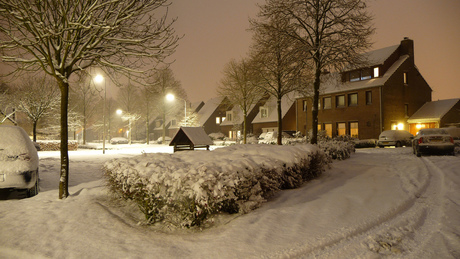 Winterlandschap bij nacht