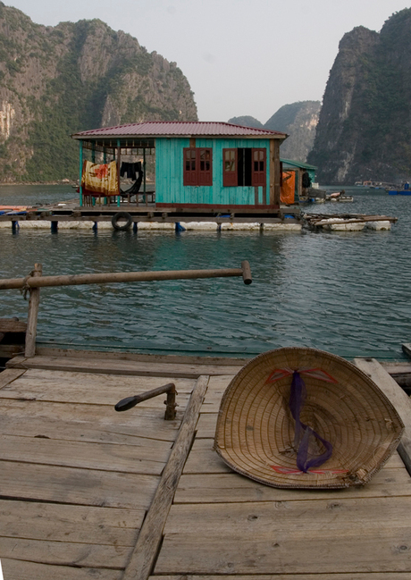 Ha Long Bay, Fishing village