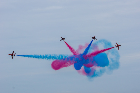 RedArrows