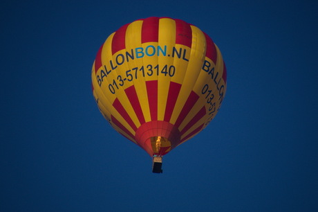 hot air balloon