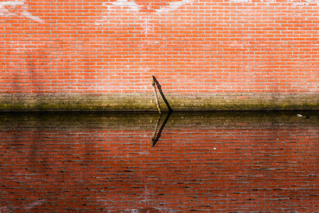 weerspiegeling muur