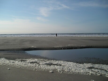 Het strand in juni