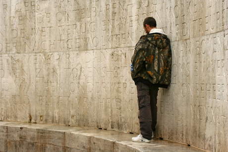 Figuur op het Monument