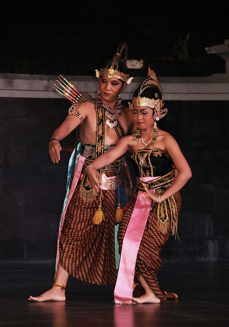 Ramajana scène-EF-Ballet-Yogyakarta-Ramajanatheater-20131025 4849 14x20