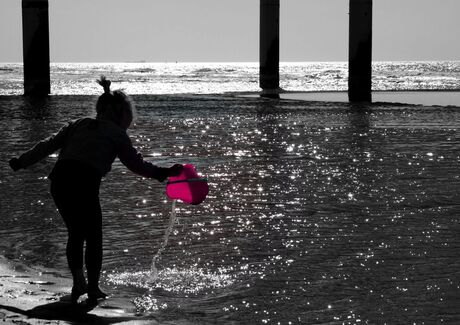 water naar de zee brengen