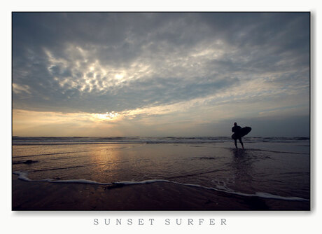 Sunset Surfer