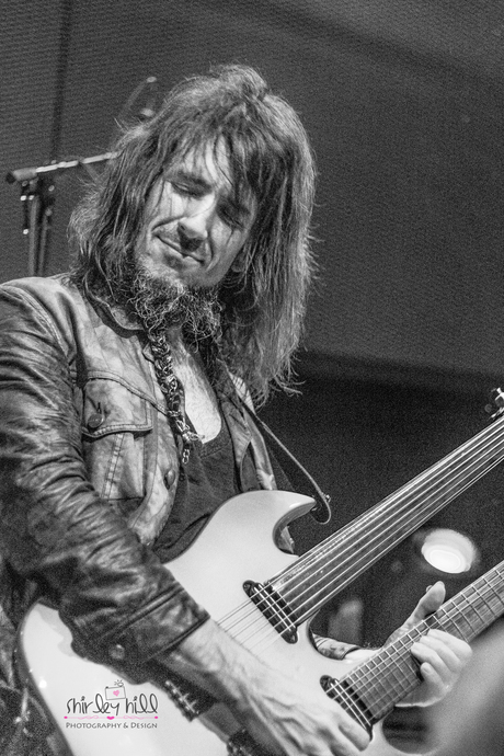 Ron 'Bumblefoot' Thal on tour in Holland