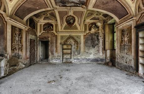 Abandoned villa