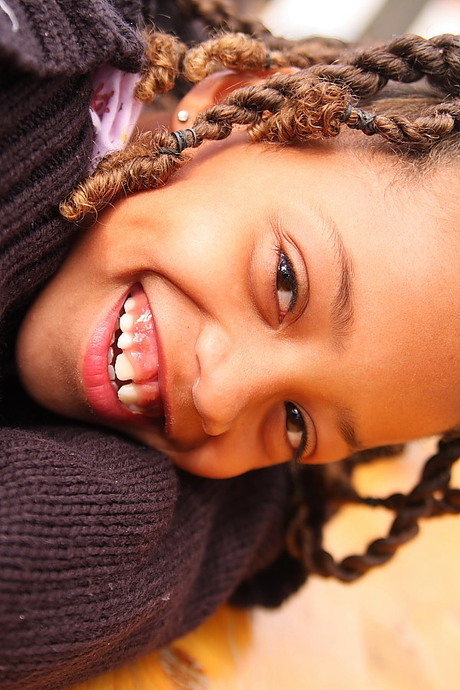 Chelsea is blij met haar nieuwe `Grote Mensen tanden