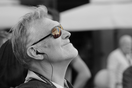 Bekijk het door een zonnige bril