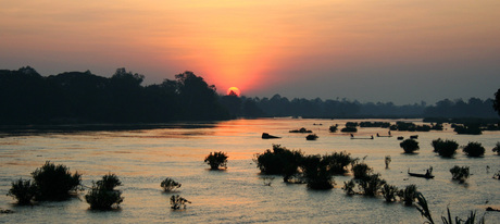 Sunrise on Mekong