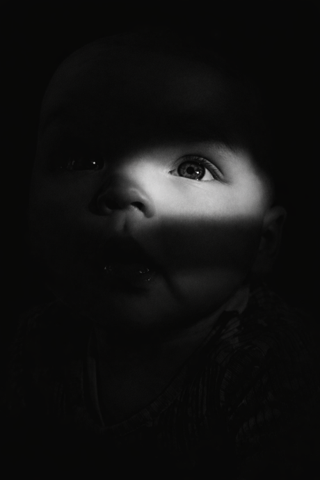 In het Duister Gevangen