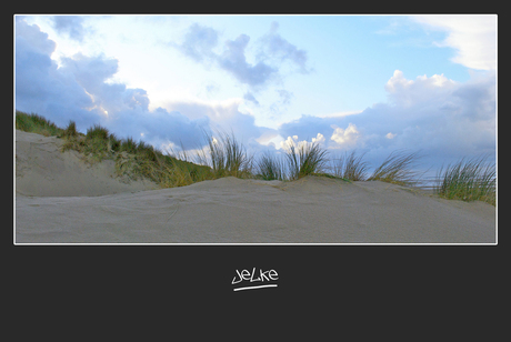 Duinen met tegenlicht.