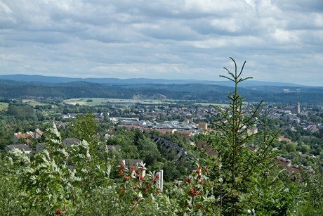 Uitzicht vanaf de Bromberg in Medebach.