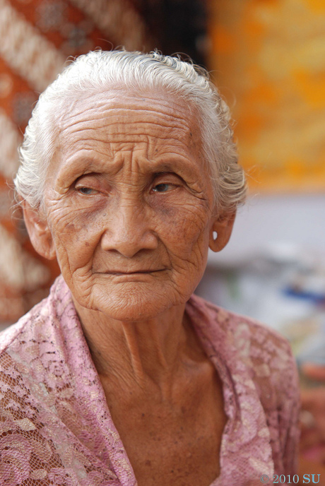 old woman Bali