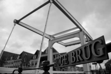 Hoge Brug.