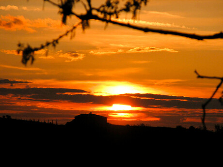 Zonsondergang in Toscane