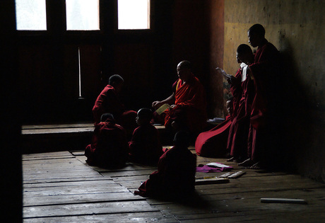 Monniken in Bhutan