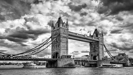 Tower Bridge in HDR