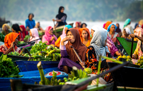 Floating market_how can I stand out