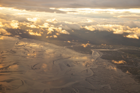 zonsopkomst boven Cook Inlet,