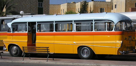 Maltezer bus
