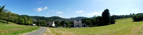 P128o979   SNEL Panorama  Sauerland  Bad Laasphe  nr2    KUR PARK  25 juni 2025  