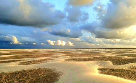 Zand,lucht en wolken 