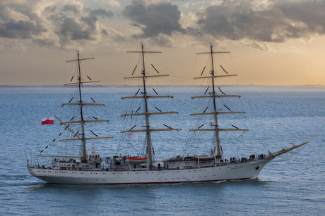 Tall ship