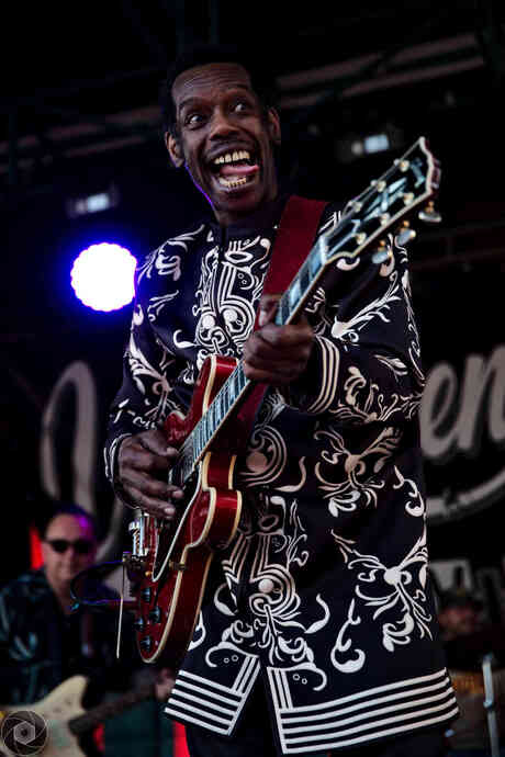 Earl Jackson