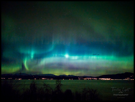 Noorderlicht boven Molde, in Noorwegen