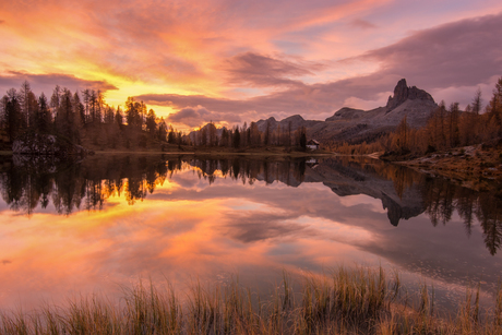 Sunrise Lago Federa