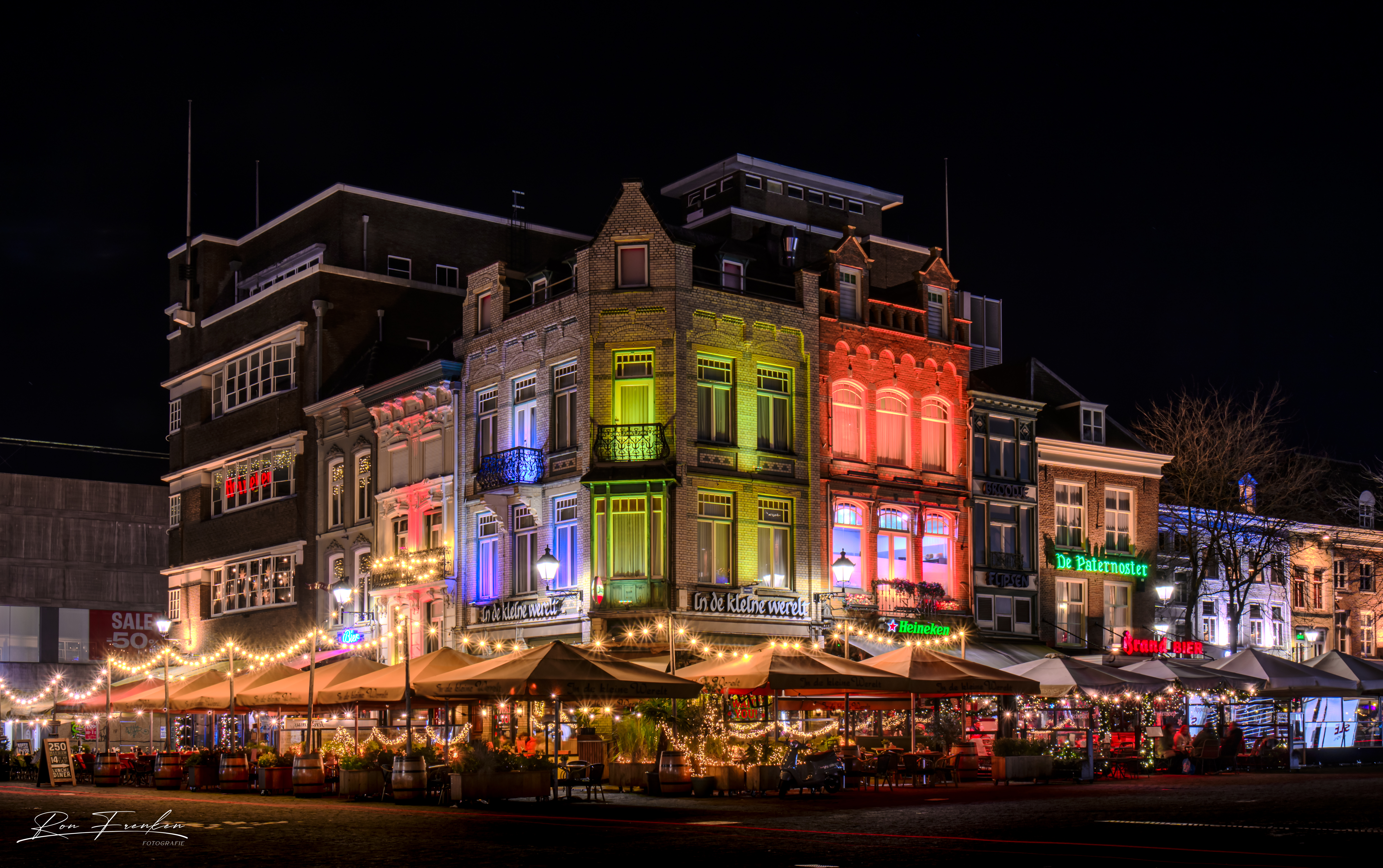 Kroegen op de Markt in s Hertogenbosch foto van RonMar