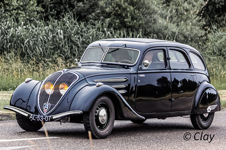 Peugeot 402 Berline 1936 (2348)