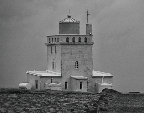 Dyrhólaey Lighthouse IJsland