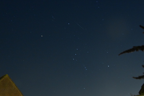 Vallendester boven de Orion 