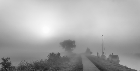 Overijssel in de ochtendnevel