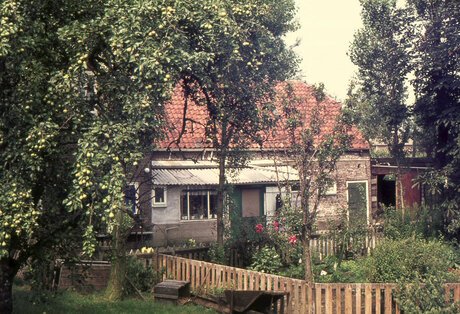 De boerderij op de Zwethkade.